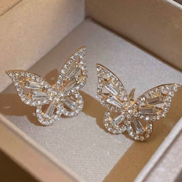 Jewelry - Elegant Butterfly Shaped Rhinestone Stud earrings for Women
